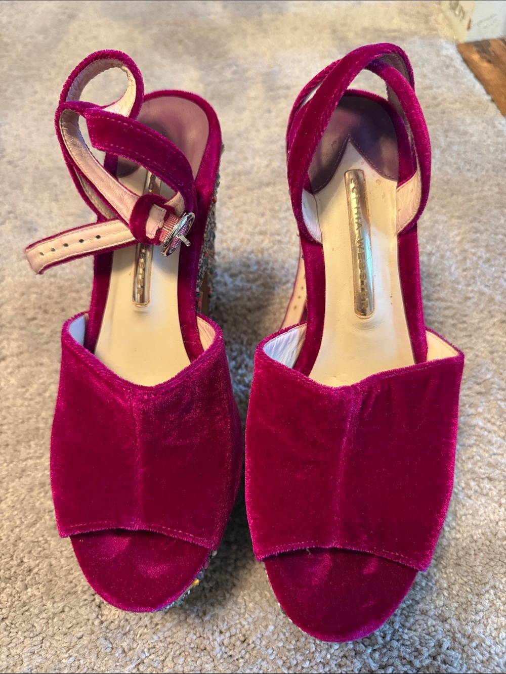 Sophia Webster Velvet Open-Toe Wedge Sandals - Magenta